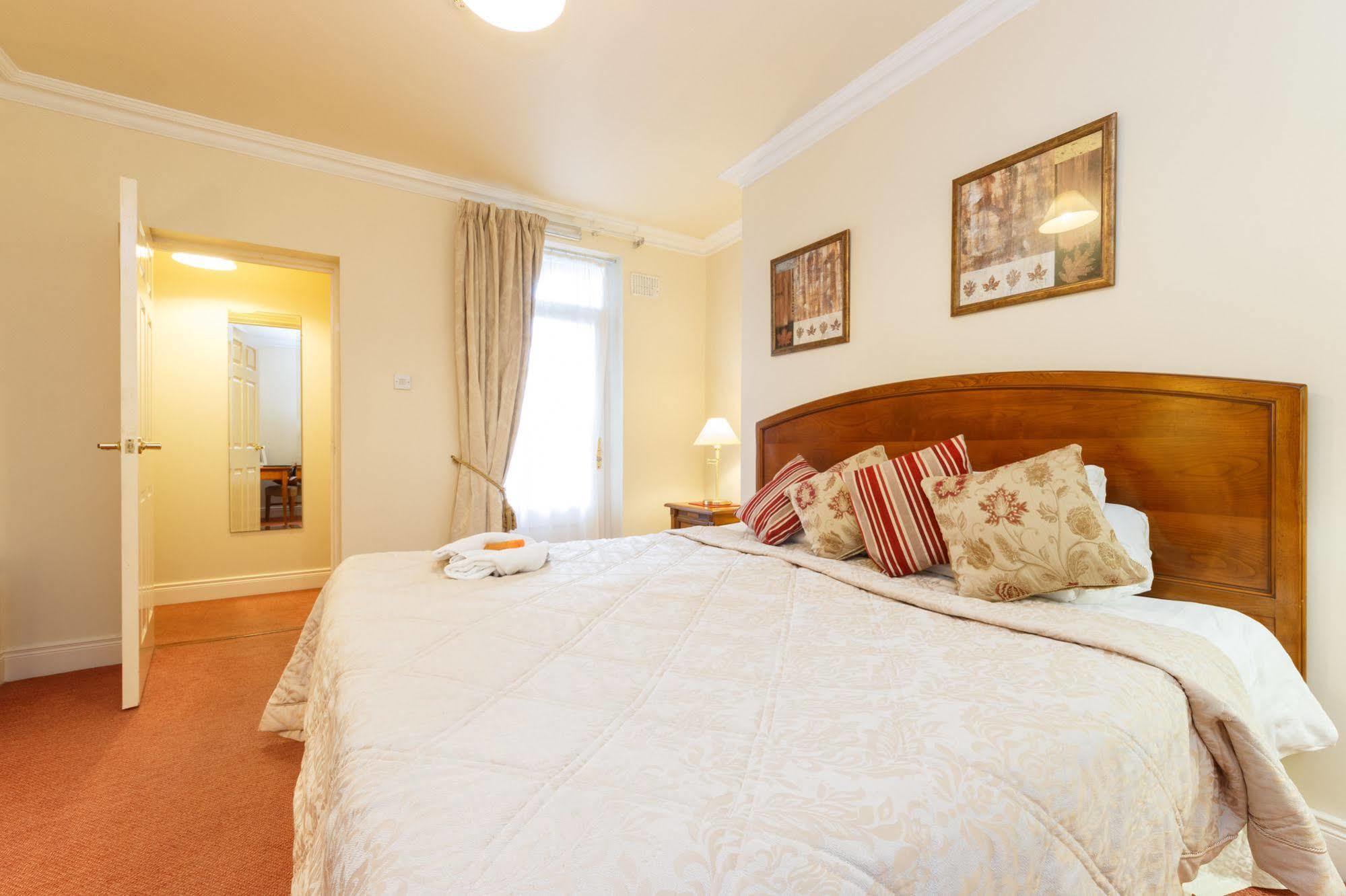 Lismar Guest House Dundalk Exterior foto
